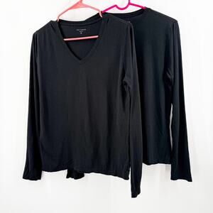 MOTT & BOW Shirts Set of 2 Medium & Large Black Crew and V-Neck Pima Cotton